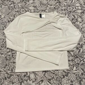 H&M White Long Sleeve Women's Top